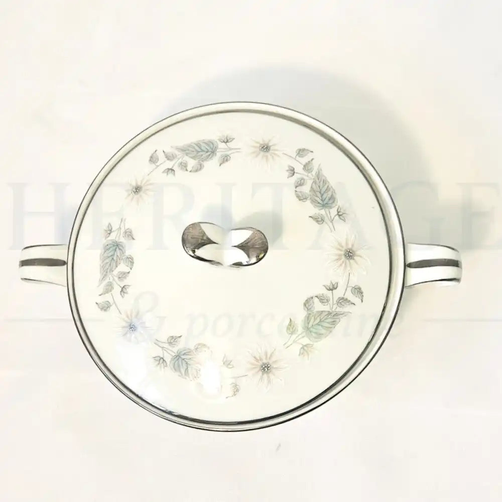 Vintage Wellesley Sugar Bowl & Lid by Noritake, made in Japan, featuring the classic Wellesley pattern.