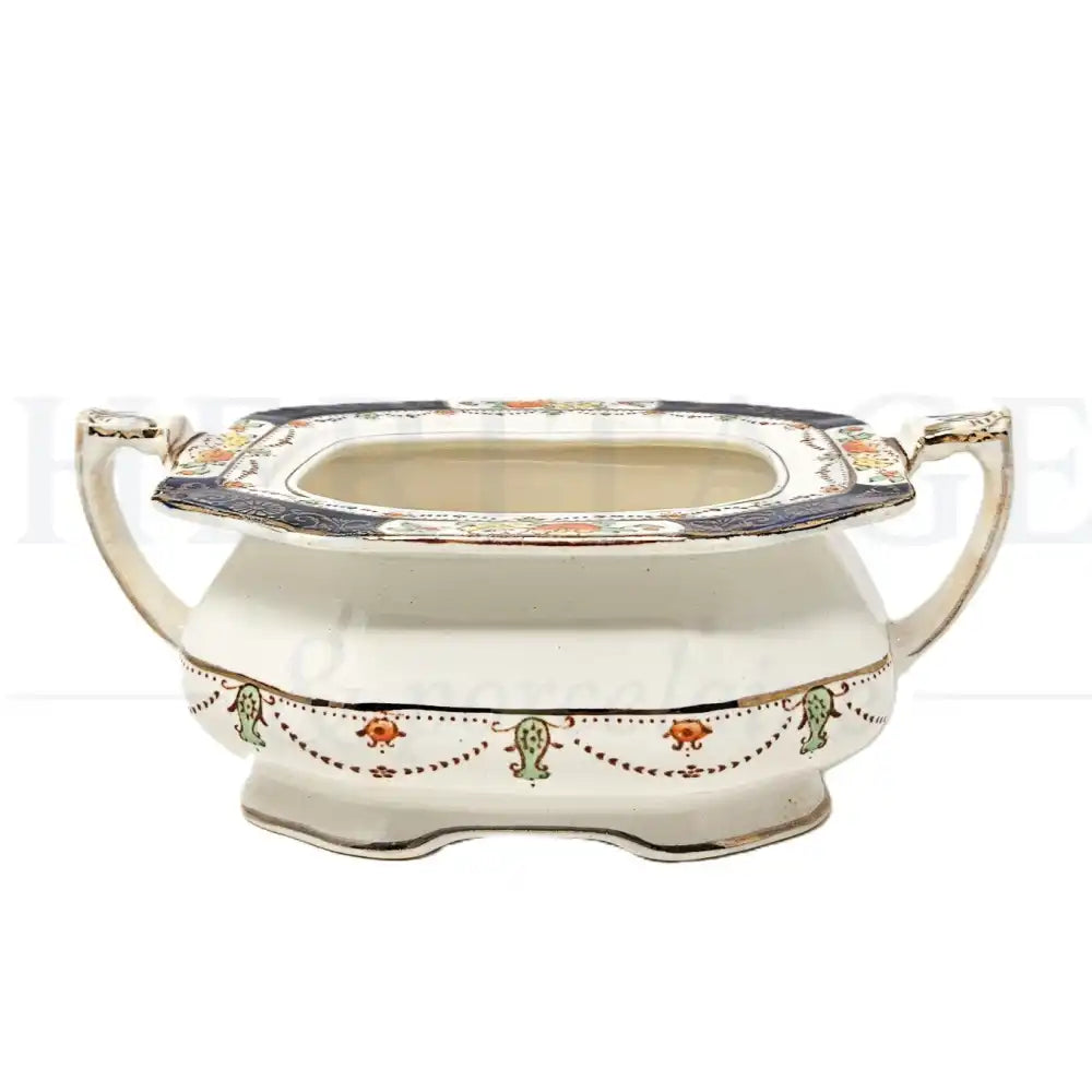 Vintage Alfred Meakin Solway gravy boat and underplate set, made in England, featuring the classic Solway pattern.